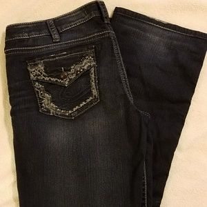 Silver Jeans Aiko Slim Boot